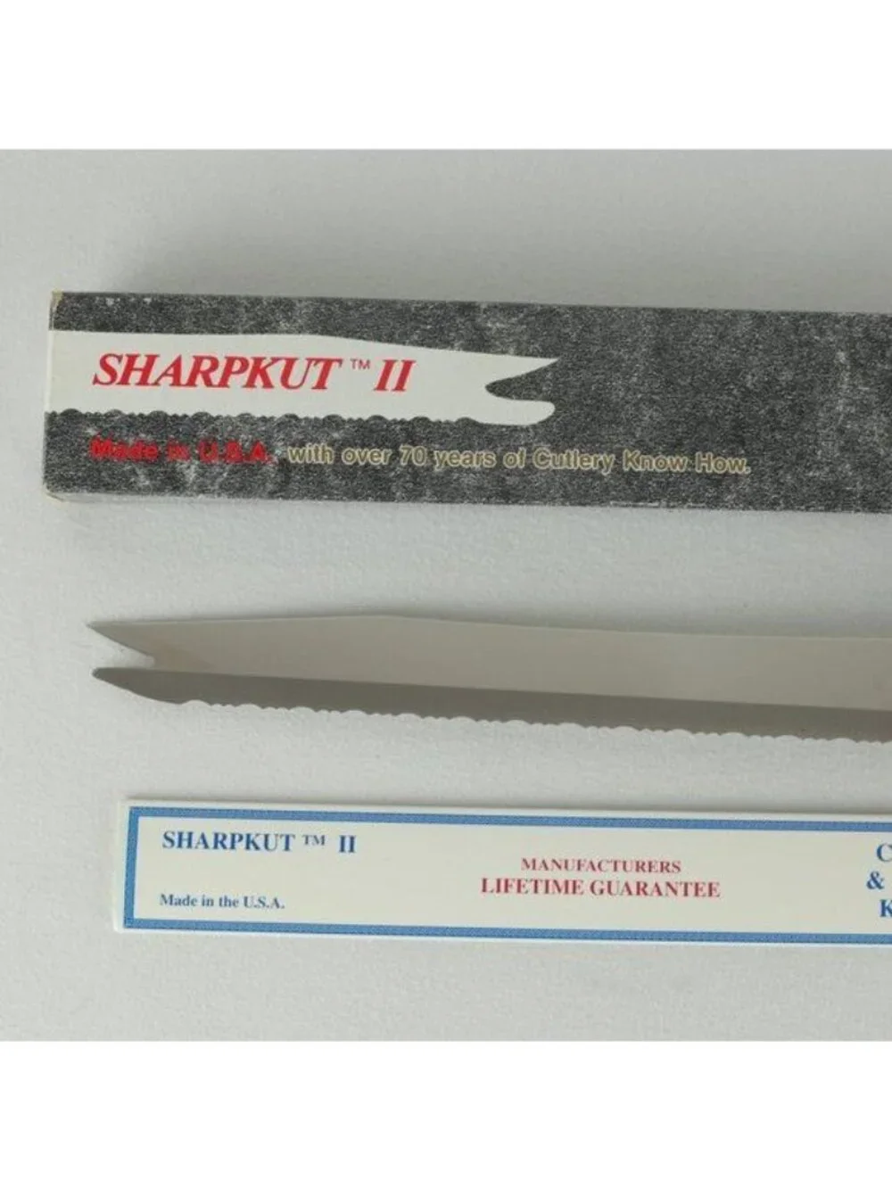 Quikut Sharpkut II Carve & Serve Serrated Knife NWT